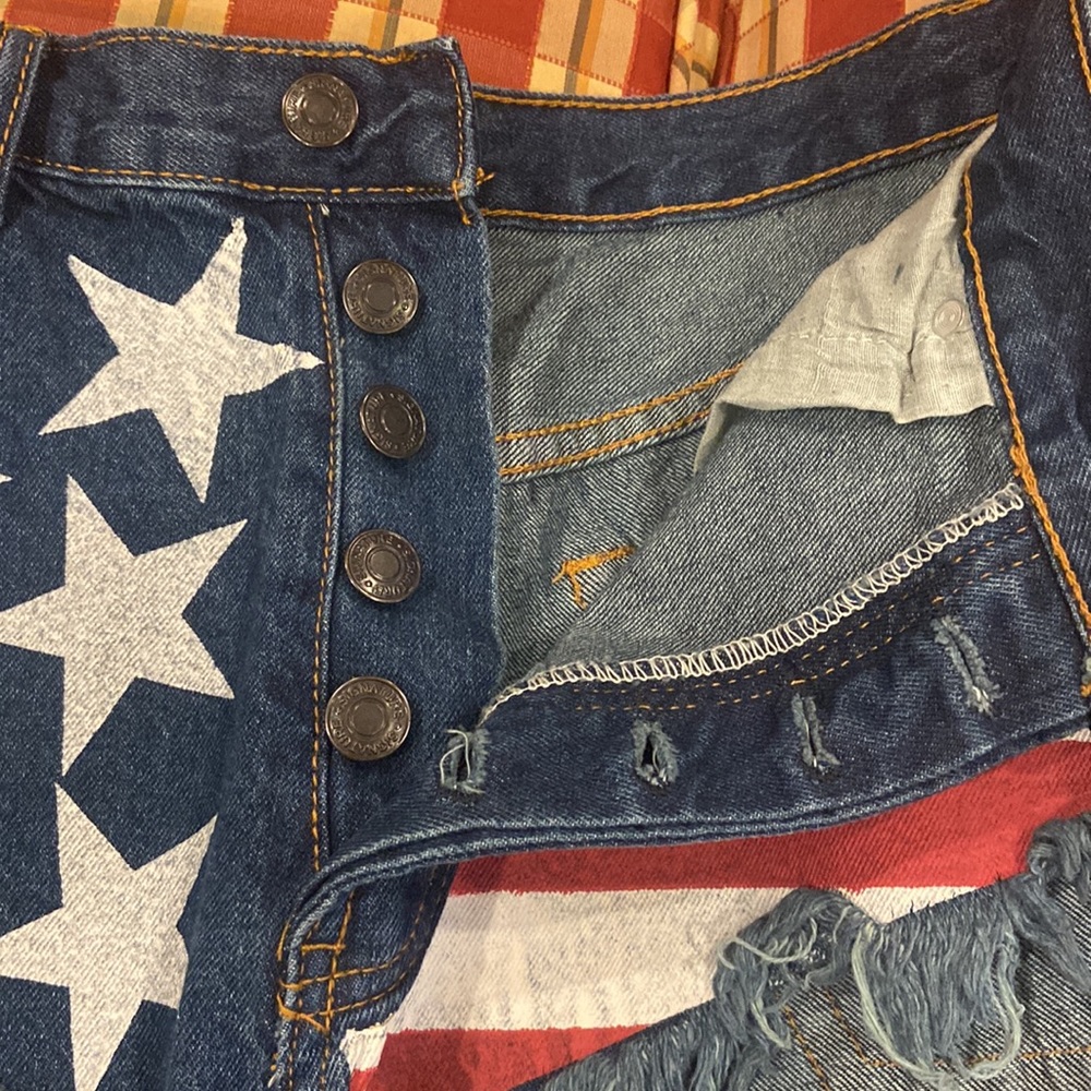 Denim shorts - Picture 5 of 8